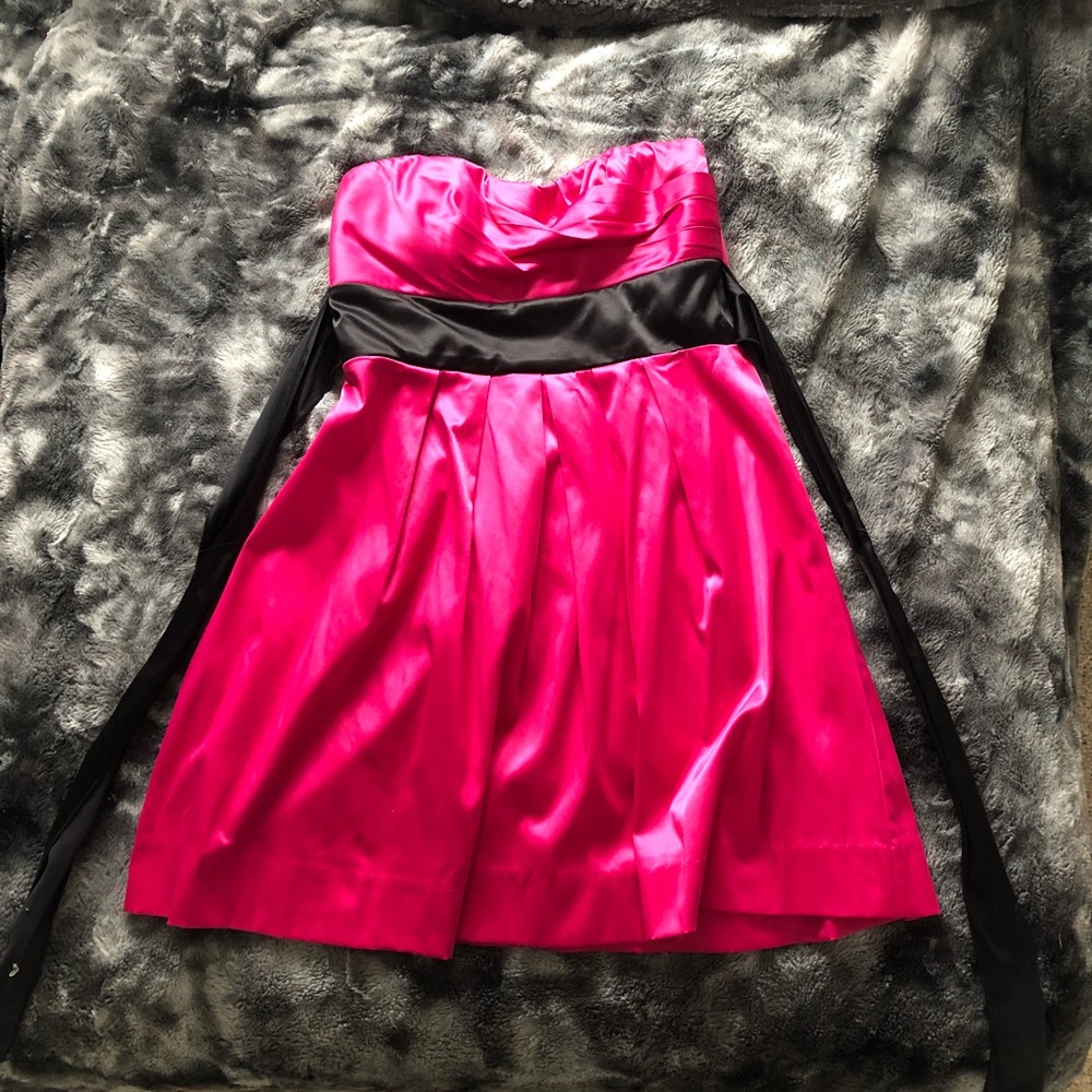 Pink Strapless Short Dress
